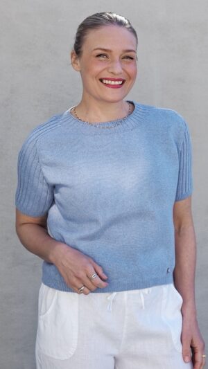 Lysebla_tt og hvit-3